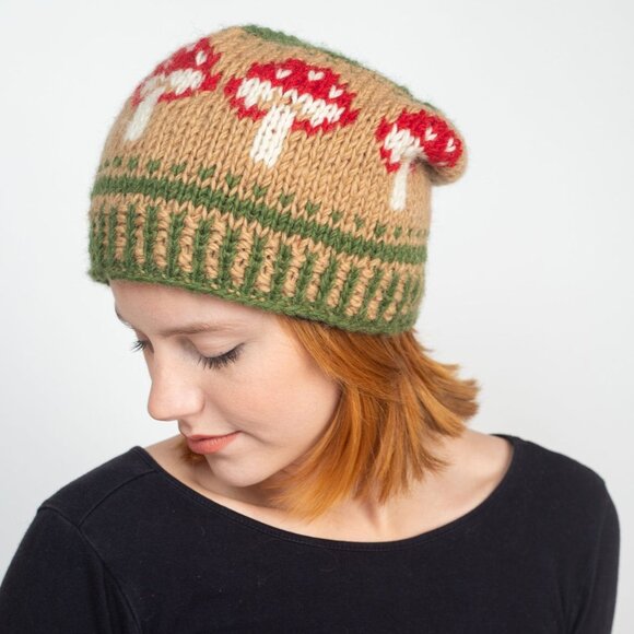 100% Wool Hand crochet boho mushroom beanie toboggan winter hat - Picture 2 of 2